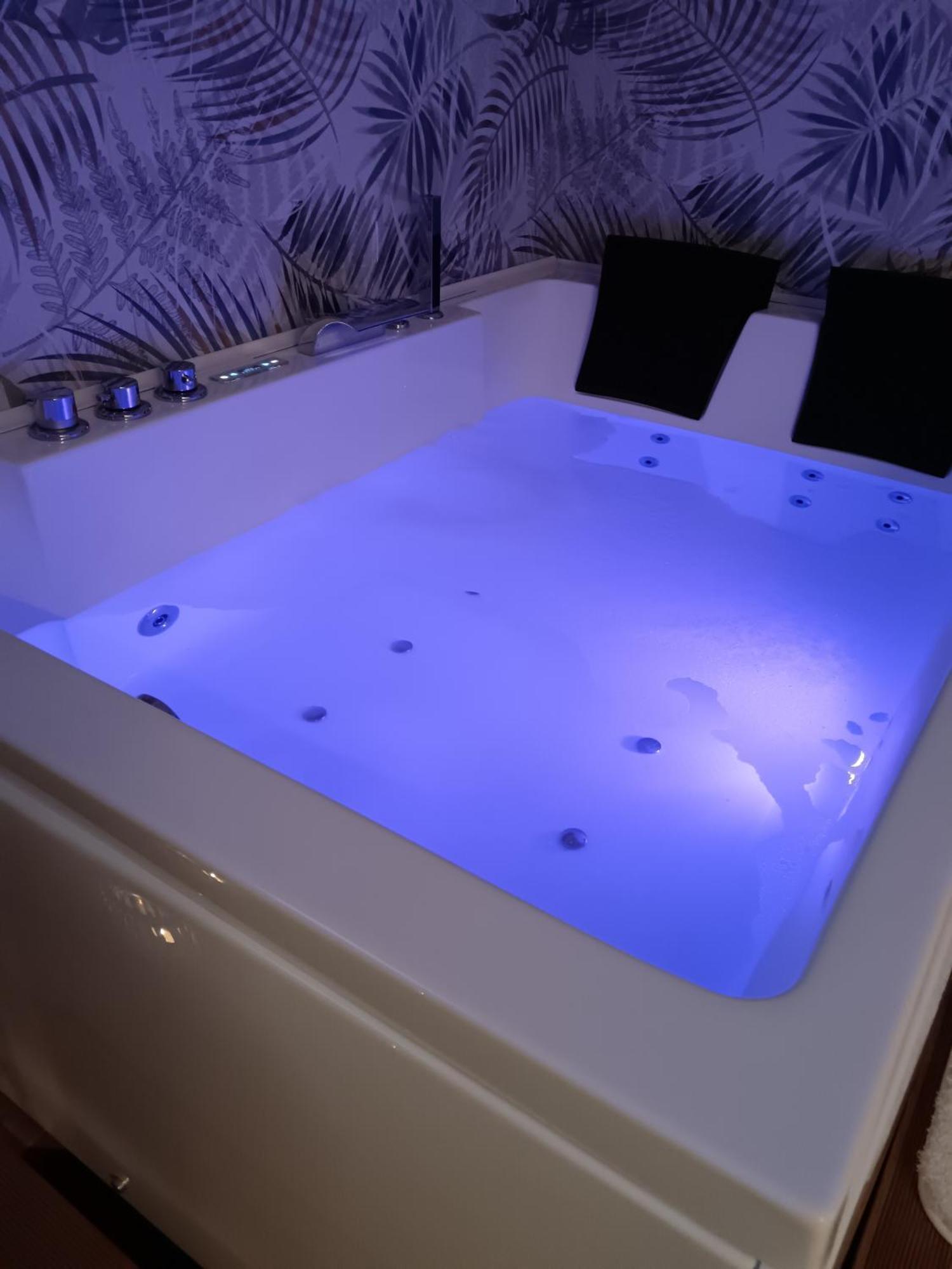 Casa Petri Home Spa Палермо Экстерьер фото