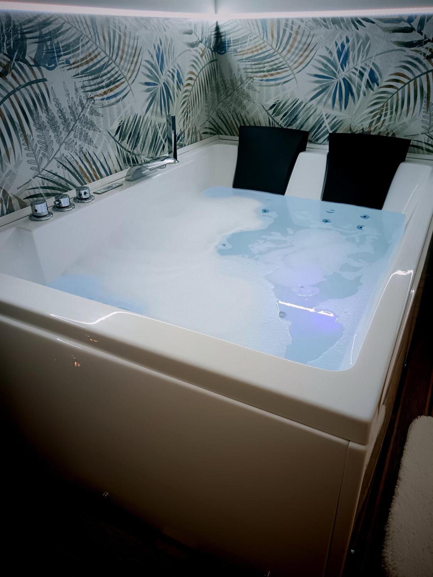 Casa Petri Home Spa Палермо Экстерьер фото